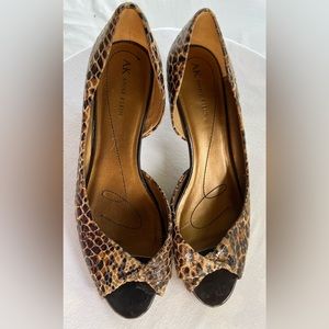 Anne Klein Leopard Skin pumps, peep toe, Size 9